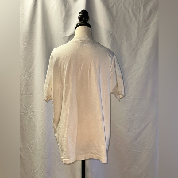 Vtg. Mickey t-shirt • Embroidered Letters - Picture 2 of 7